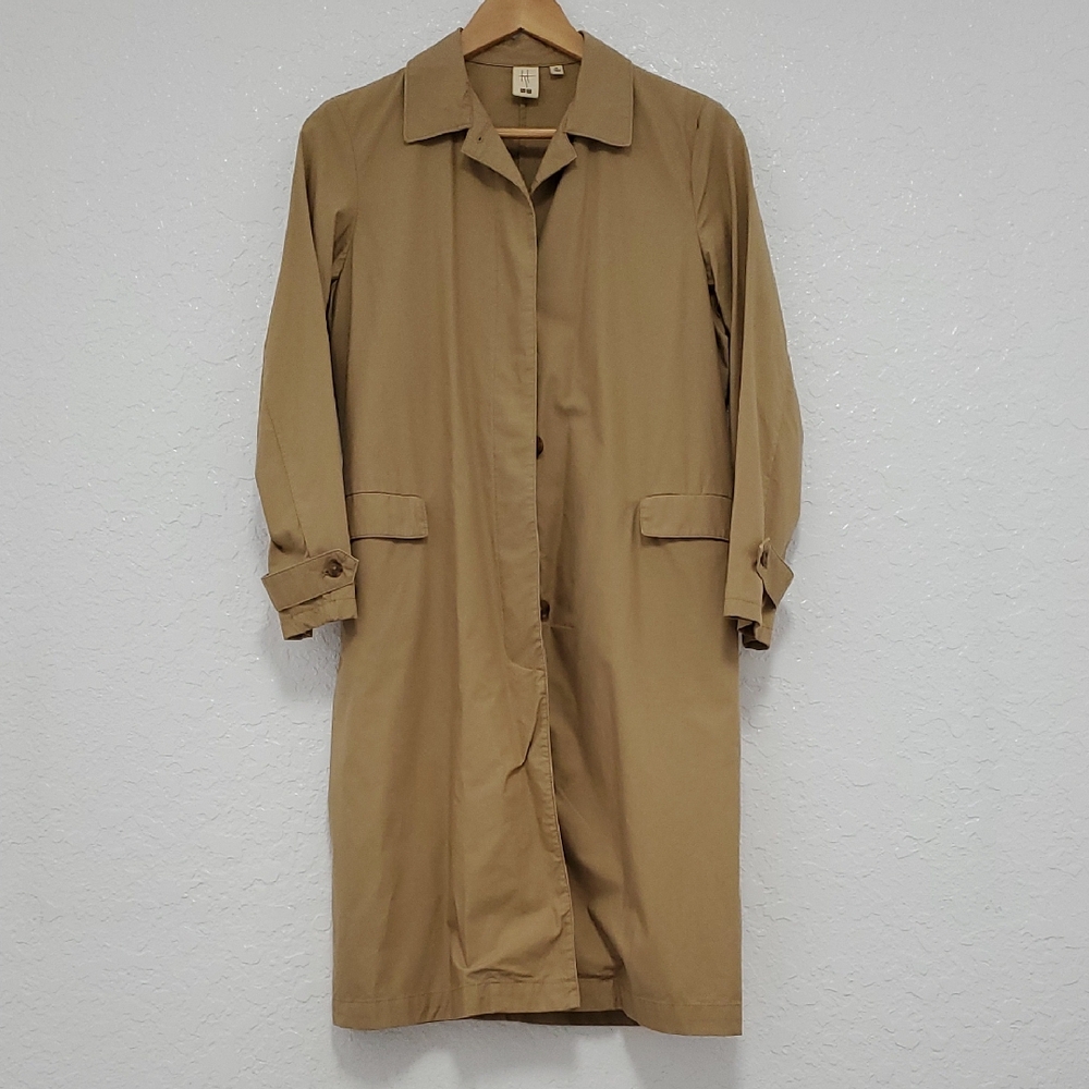 Uniqlo Hana Tajima Lightweight Trench